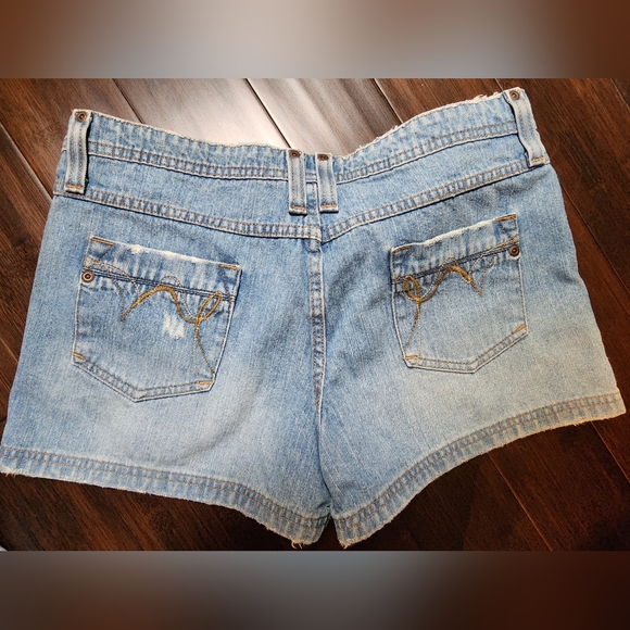 LEI women's jean shorts size 11 jr - Picture 3 of 3